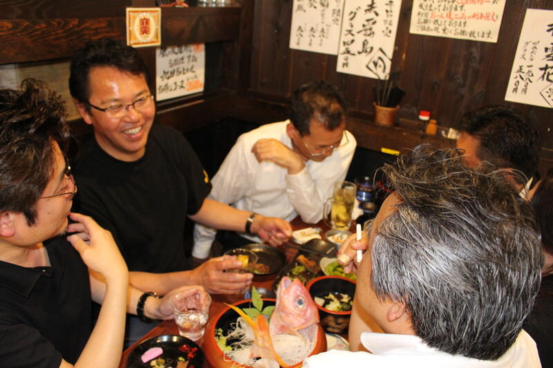 2016年 総会懇親会2次会 57年卒幹事