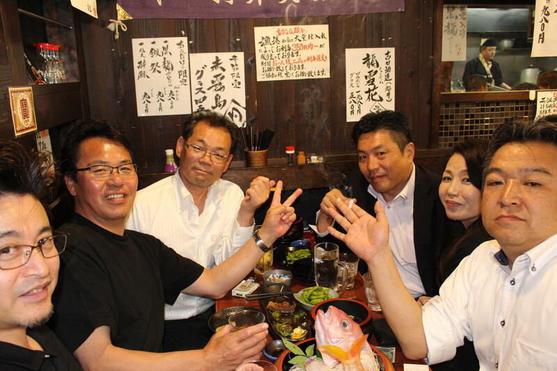 2016年 総会懇親会2次会 57年卒幹事